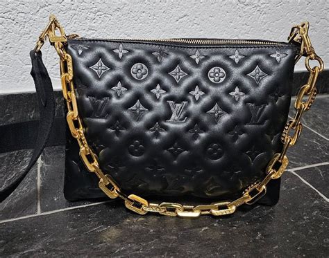 louis vuitton kette schwarz|Coussin PM Coussin .